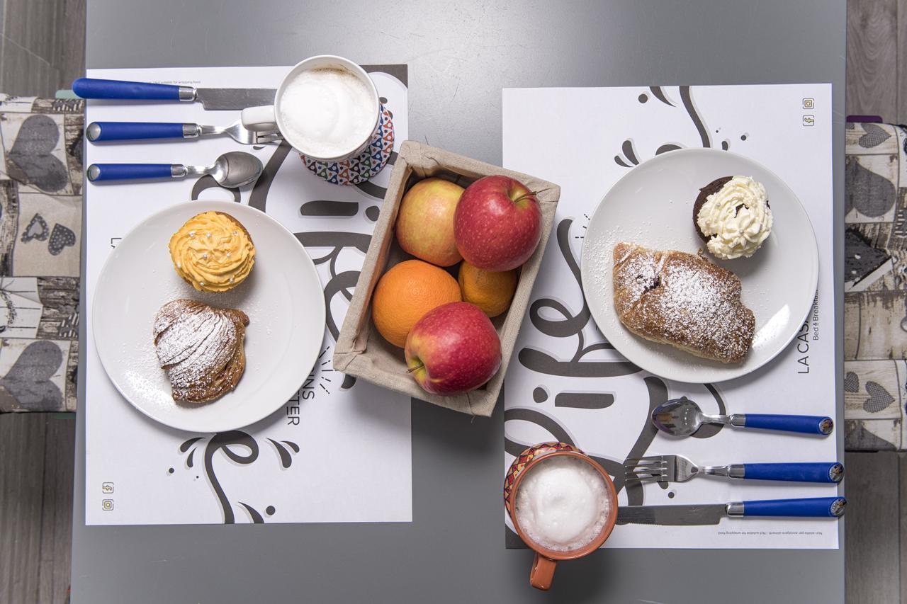 Bed & Breakfast La Casa Di Luna Naples